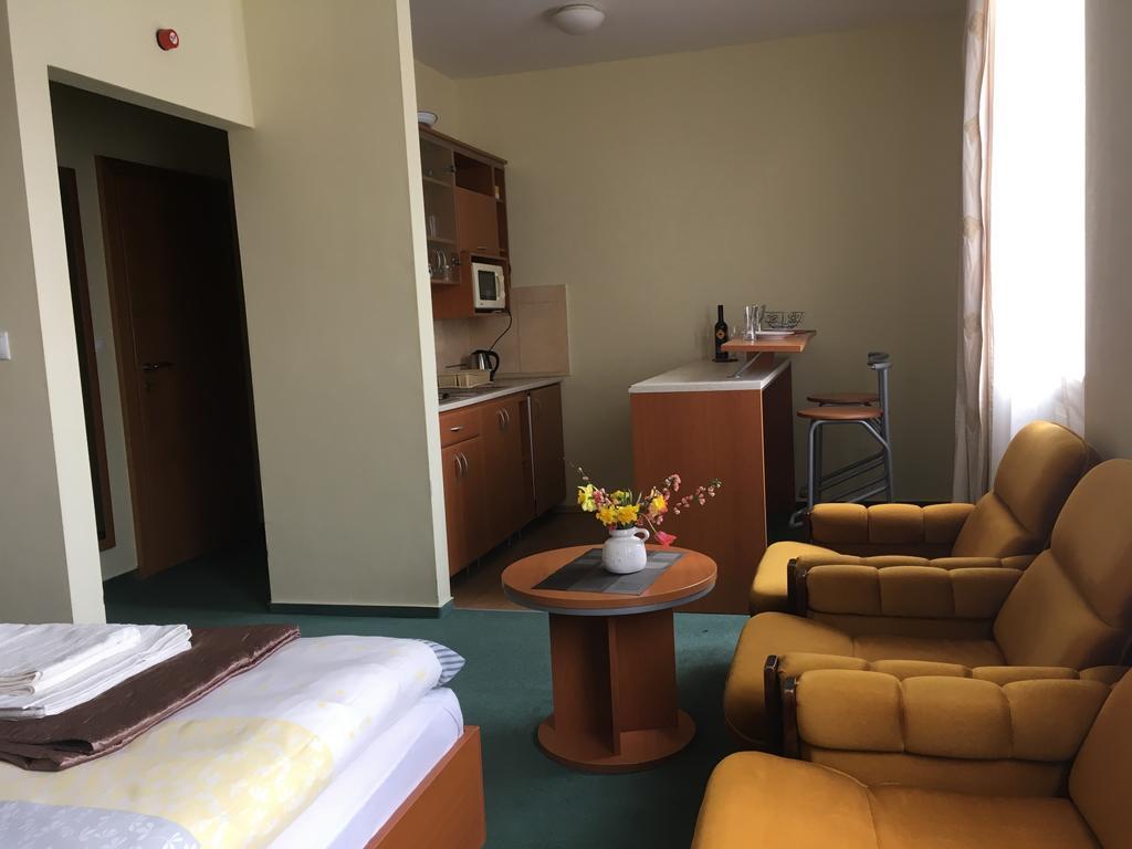 Apartman Darmon Piest'any Exterior photo